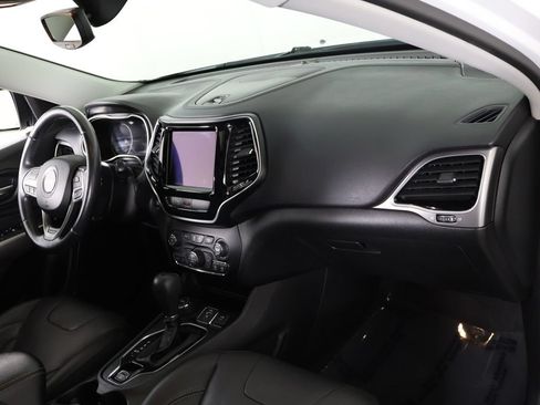Used 2019 Jeep Cherokee Limited AWD/4WD image 28