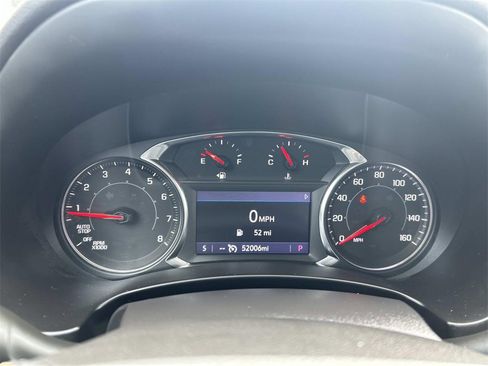 Used 2023 GMC Terrain AT4 image 30