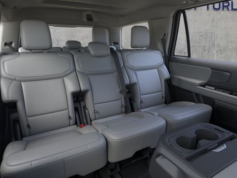 New 2026 Ford Expedition Active AWD/4WD image 11