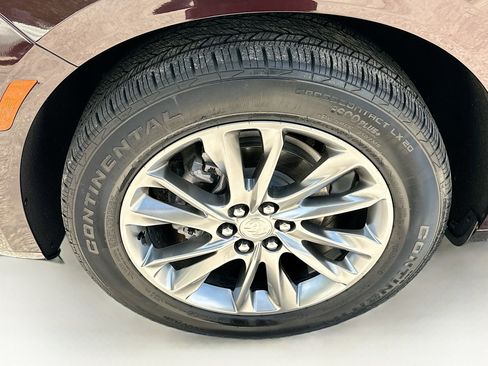 Used 2022 Buick Enclave Avenir FWD image 35