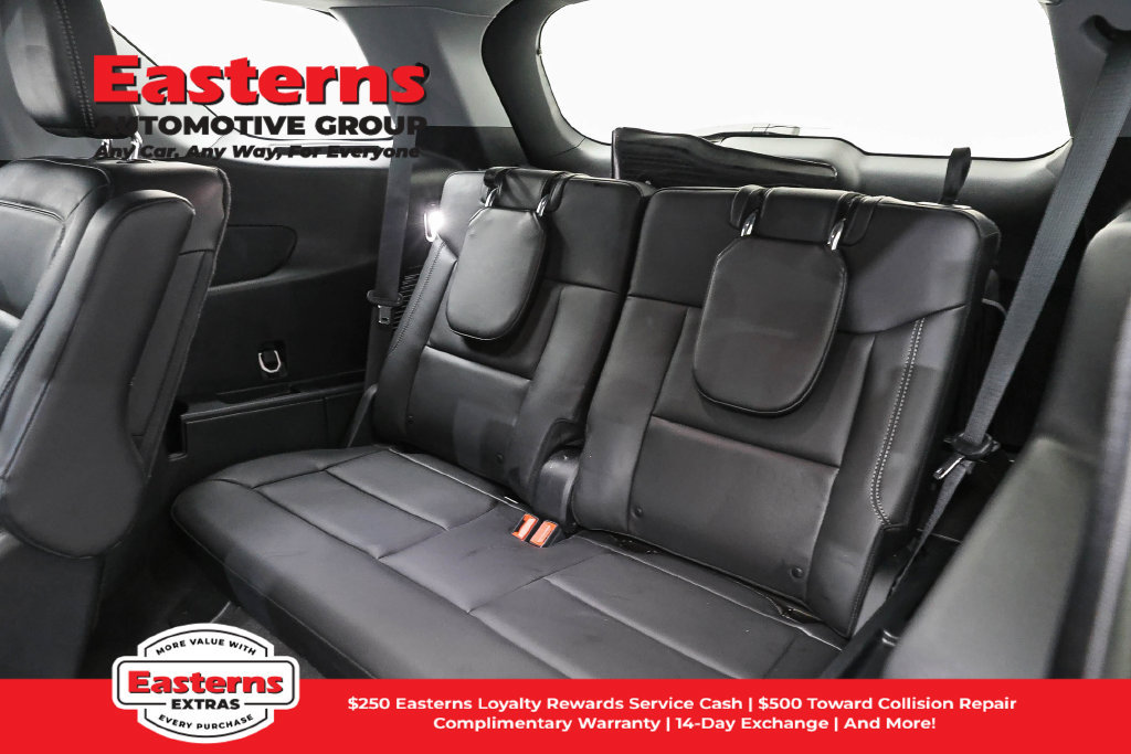 Used 2023 Ford Explorer XLT w/ Equipment Group 202A AWD/4WD image 26