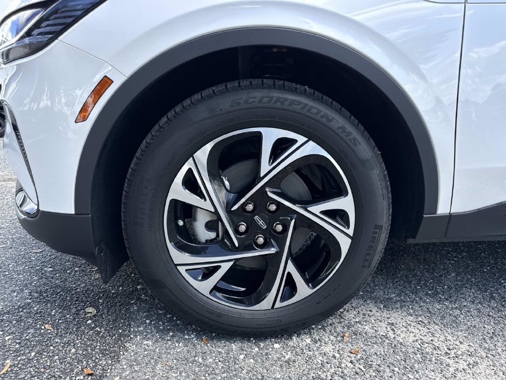New 2026 Lincoln Nautilus Premier w/ Equipment Group 102A AWD/4WD image 10