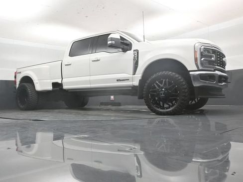Used 2023 Ford F350 Lariat w/ Lariat Ultimate Package AWD/4WD image 54