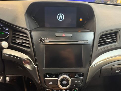 Certified 2020 Acura ILX w/ Premium Package image 17