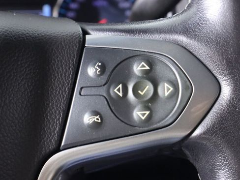 Used 2019 Chevrolet Suburban LT AWD/4WD image 13