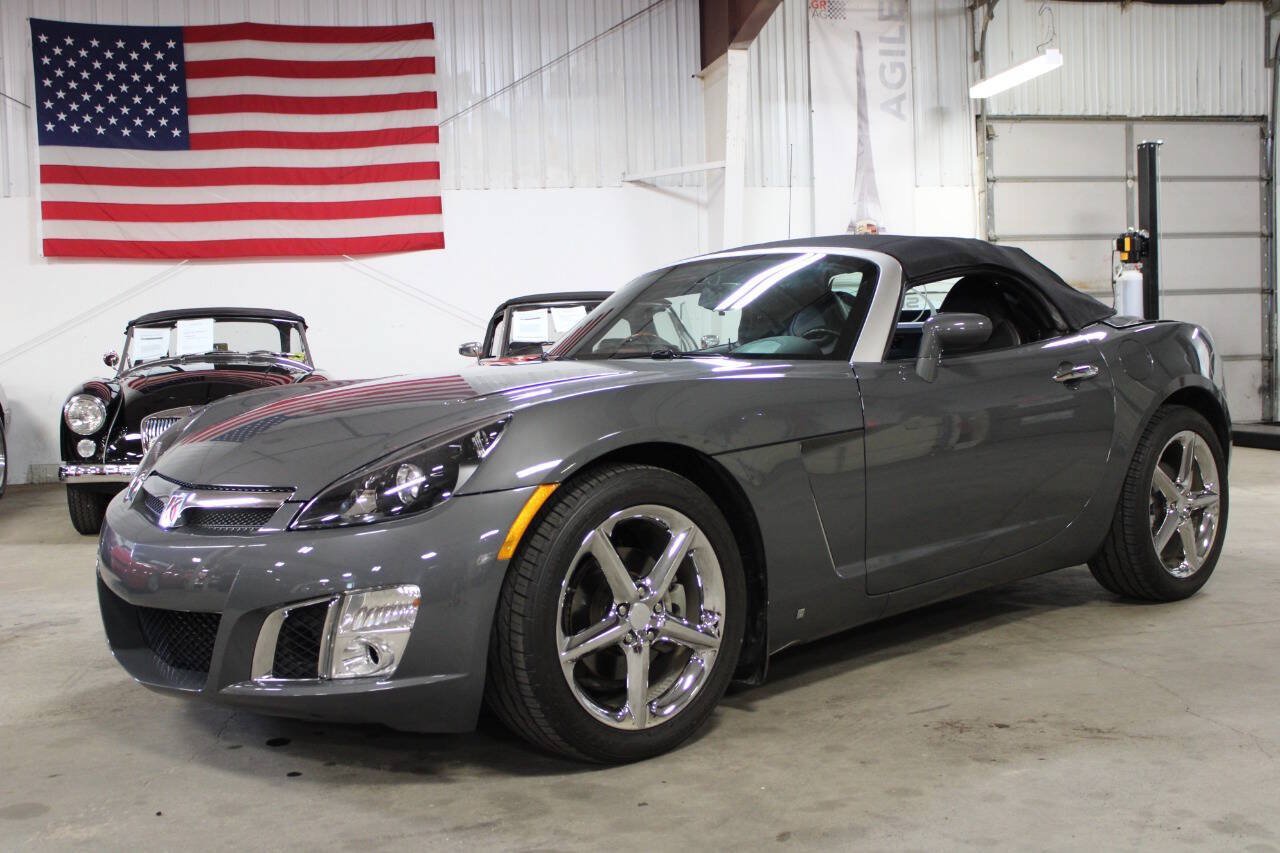 Used 2009 Saturn Sky Red Line RWD image 1