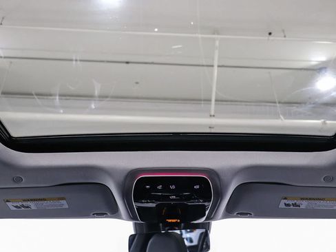 Certified 2023 Mercedes-Benz C 300 Sedan image 12