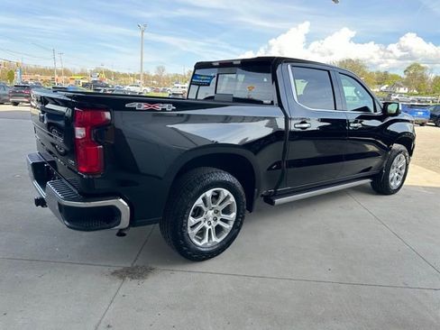 Used 2023 Chevrolet Silverado 1500 LTZ w/ LTZ Premium Package AWD/4WD image 5