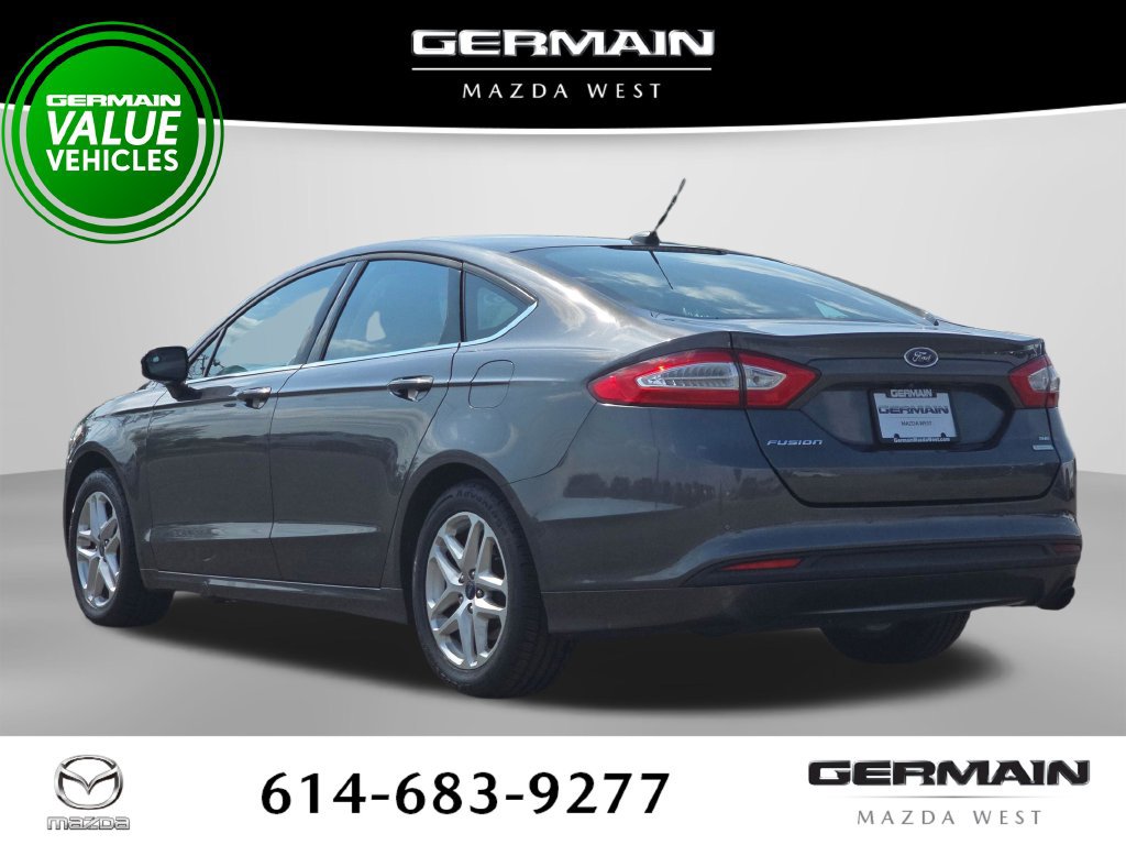 Used 2016 Ford Fusion SE FWD image 10