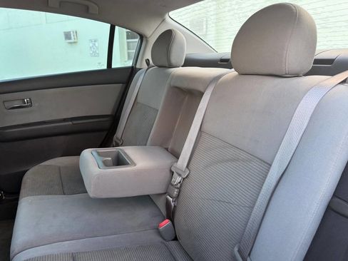 Used 2012 Nissan Sentra 2.0 SR w/ Convenience Pkg FWD image 13