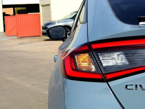 Used 2024 Honda Civic Sport image 10