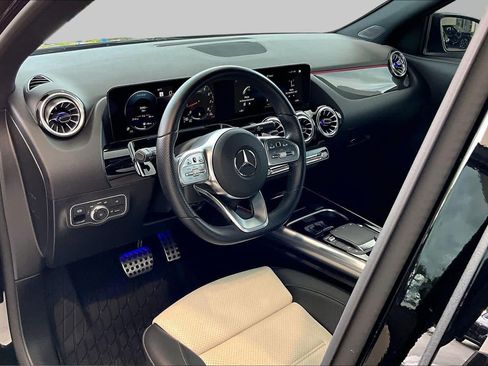 Used 2023 Mercedes-Benz GLA 45 AMG 4MATIC image 19