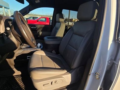 Used 2020 Chevrolet Silverado 1500 LTZ image 8