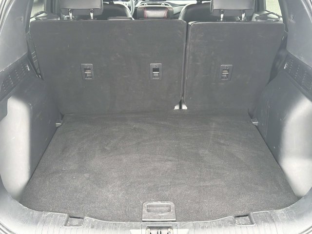 Certified 2025 Ford Escape ST-Line Select AWD/4WD image 23