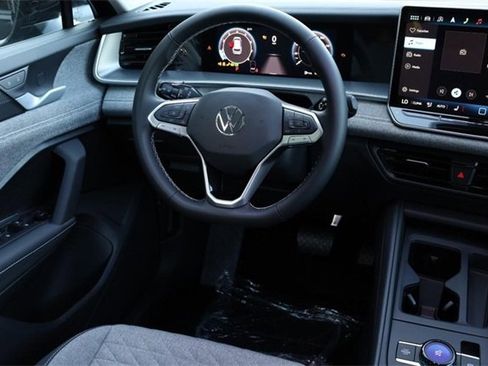 New 2025 Volkswagen Tiguan S image 22