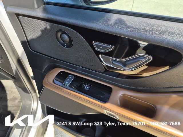 Used 2021 Lincoln Aviator Reserve w/ Elements Package Plus RWD image 14