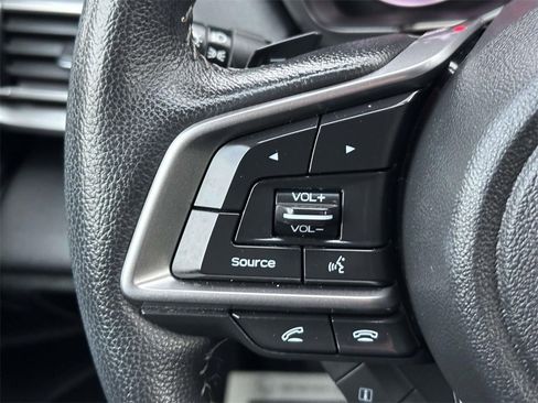 Used 2022 Subaru Outback Limited image 25