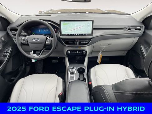 New 2025 Ford Escape SE w/ PHEV Premium Package FWD image 10