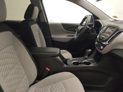 Used 2021 Chevrolet Equinox LS w/ LS Convenience Package FWD image 21