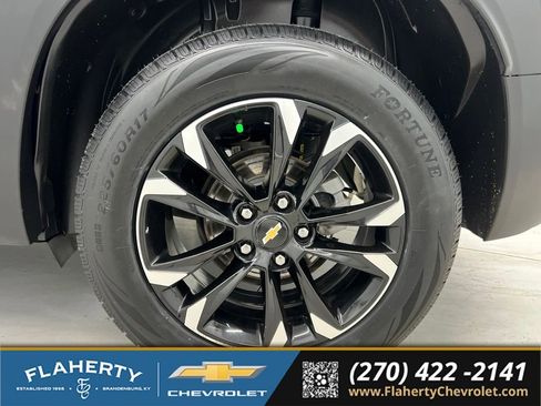 Used 2023 Chevrolet TrailBlazer LT FWD image 19
