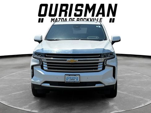 Used 2024 Chevrolet Suburban High Country w/ Premium Package AWD/4WD image 8