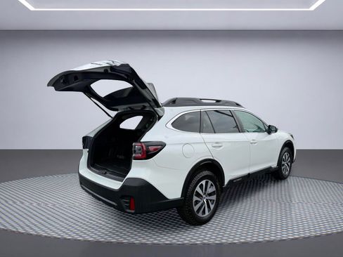 Used 2022 Subaru Outback Premium AWD/4WD image 8