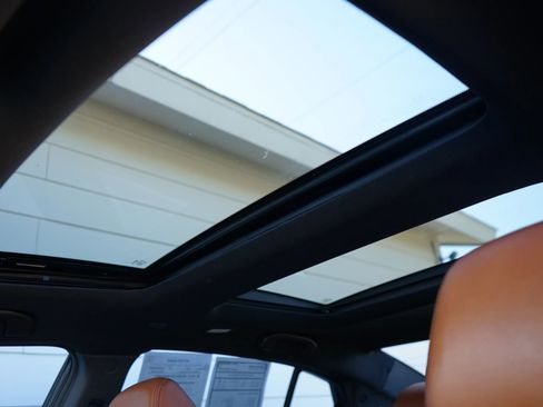 Used 2019 Nissan Maxima Platinum w/ Reserve Package image 18