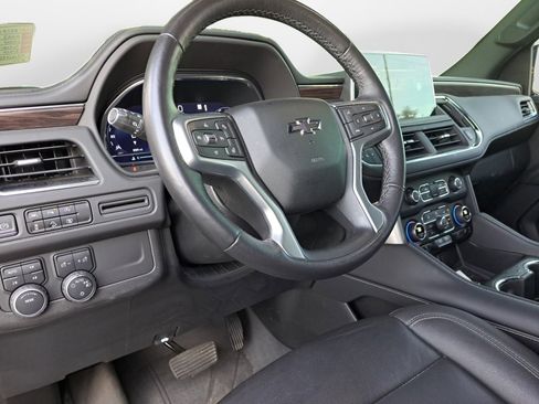 Used 2023 Chevrolet Tahoe Z71 w/ Luxury Package AWD/4WD image 9