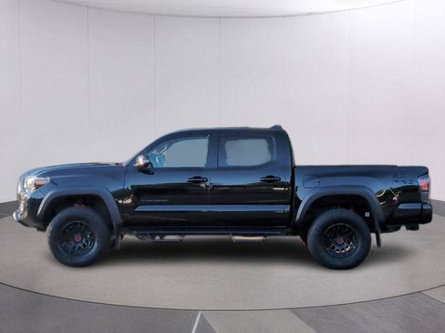 Used 2023 Toyota Tacoma TRD Pro AWD/4WD image 2