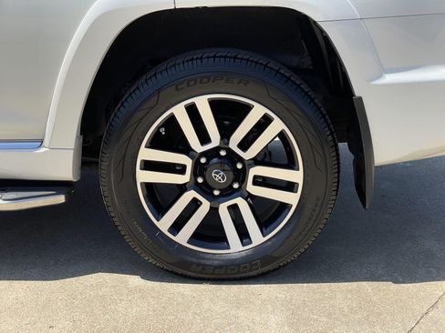 Used 2016 Toyota 4Runner Limited AWD/4WD image 53
