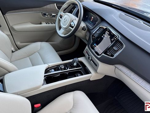 Used 2025 Volvo XC90 B6 Plus w/ Protection Package Premier image 20