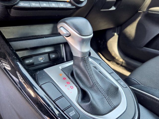 Used 2023 Kia Forte GT-Line FWD image 18