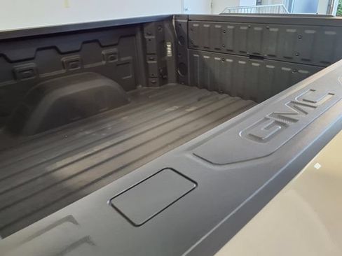 Used 2026 GMC Sierra 1500 AT4 w/ AT4 Premium Package AWD/4WD image 24