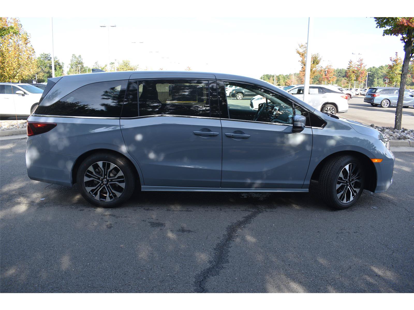 New 2027 Honda Odyssey Elite image 8