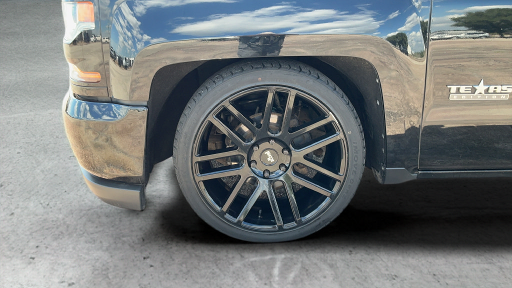 Used 2018 Chevrolet Silverado 1500 Custom w/ Texas Edition RWD image 26