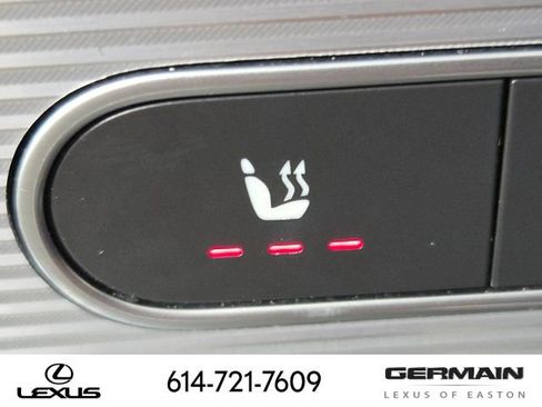 Used 2019 Mercedes-Benz A 220 4MATIC w/ AMG Line image 35