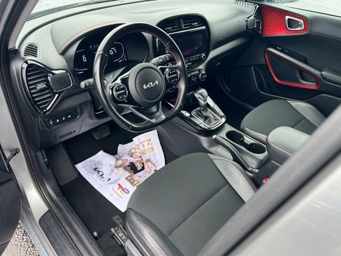Certified 2023 Kia Soul GT-Line image 13