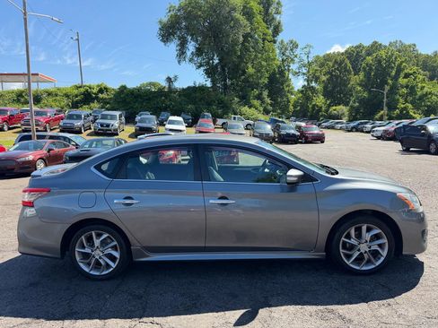 Used 2015 Nissan Sentra SR FWD image 4