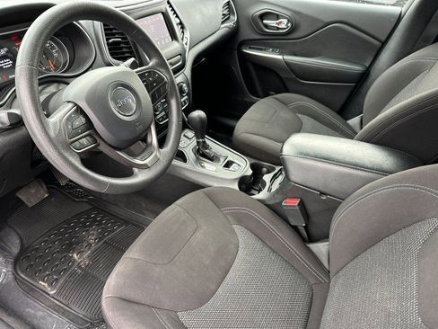 Used 2020 Jeep Cherokee Latitude image 10