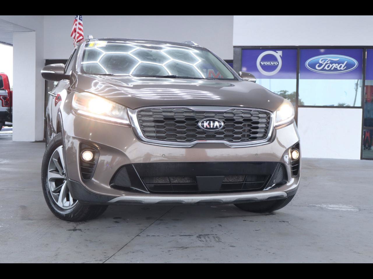 Used 2019 Kia Sorento EX w/ EX Touring Package FWD image 1