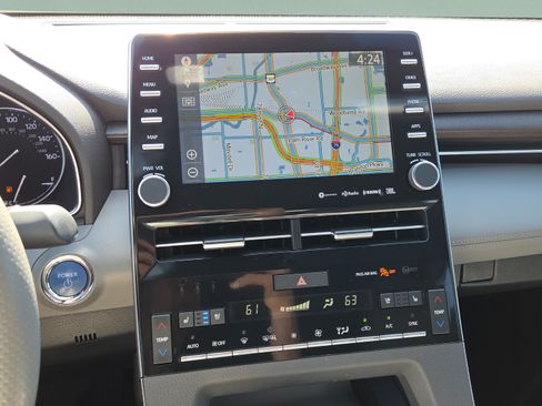 Used 2019 Toyota Avalon Limited w/ Advanced Safety Package FWD image 21
