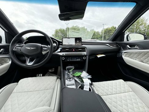 Used 2025 Genesis G70 3.3T Advanced w/ Sport Prestige Package AWD/4WD image 10