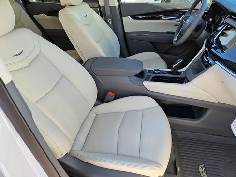 New 2025 Cadillac XT6 Premium Luxury w/ Technology Package image 29
