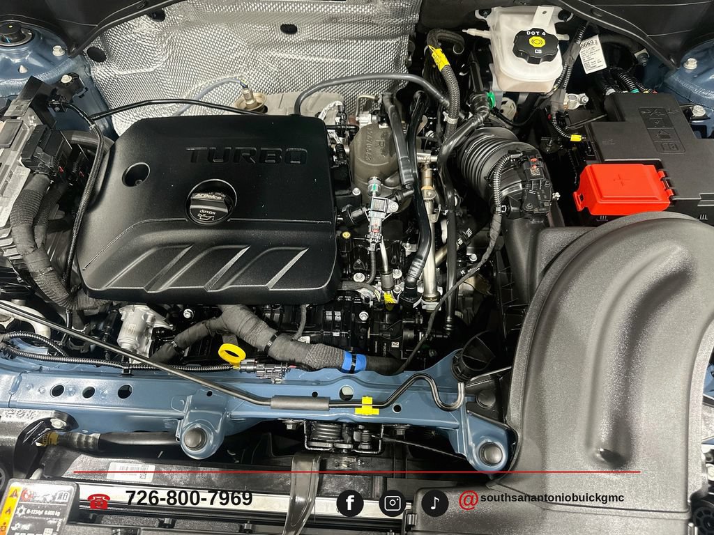 Certified 2024 Buick Encore GX Preferred AWD/4WD image 30