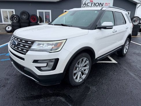 Used 2017 Ford Explorer Limited w/ Equipment Group 301A AWD/4WD image 1