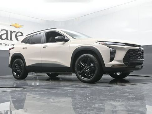 New 2026 Chevrolet Trax ACTIV w/ Driver Confidence Package FWD image 2