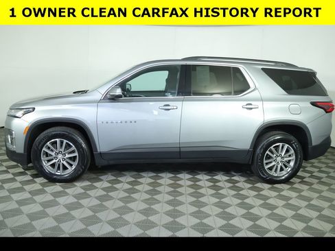 Used 2023 Chevrolet Traverse LT image 4