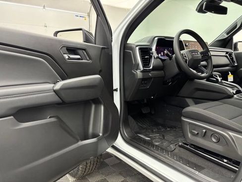New 2026 GMC Canyon Elevation w/ Convenience Package AWD/4WD image 15