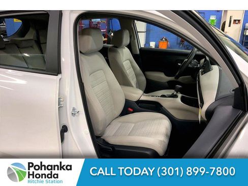 Used 2025 Honda HR-V LX image 6