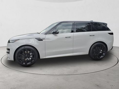 New 2026 Land Rover Range Rover Sport Dynamic SE AWD/4WD image 8